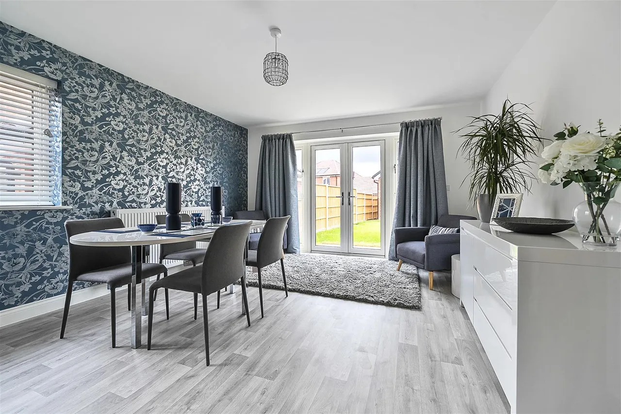 Maddoxford Gardens, Boorley Green, photo 2