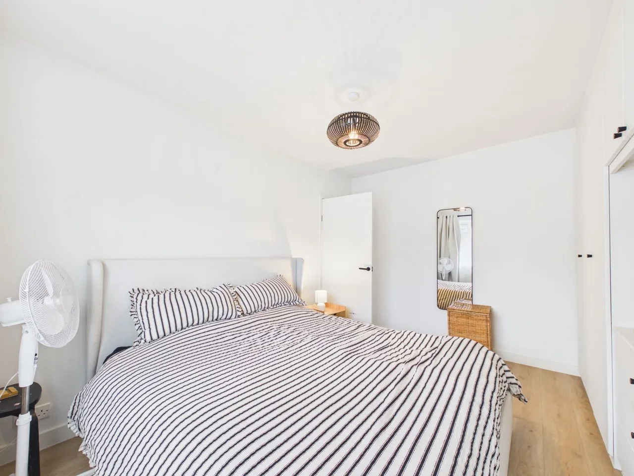 Manse Drive, Huddersfield, HD4, photo 19