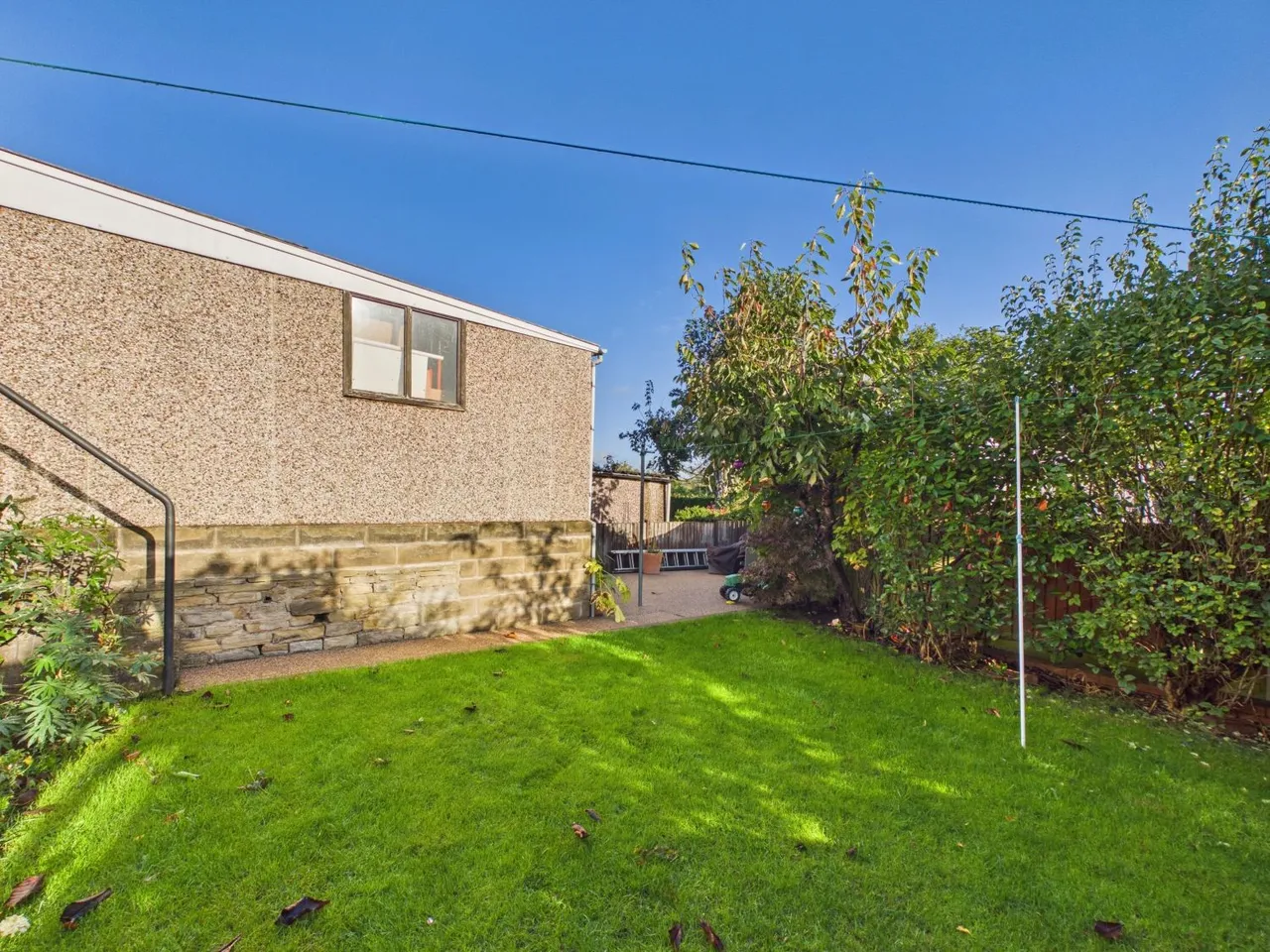 Manse Drive, Huddersfield, HD4, photo 31