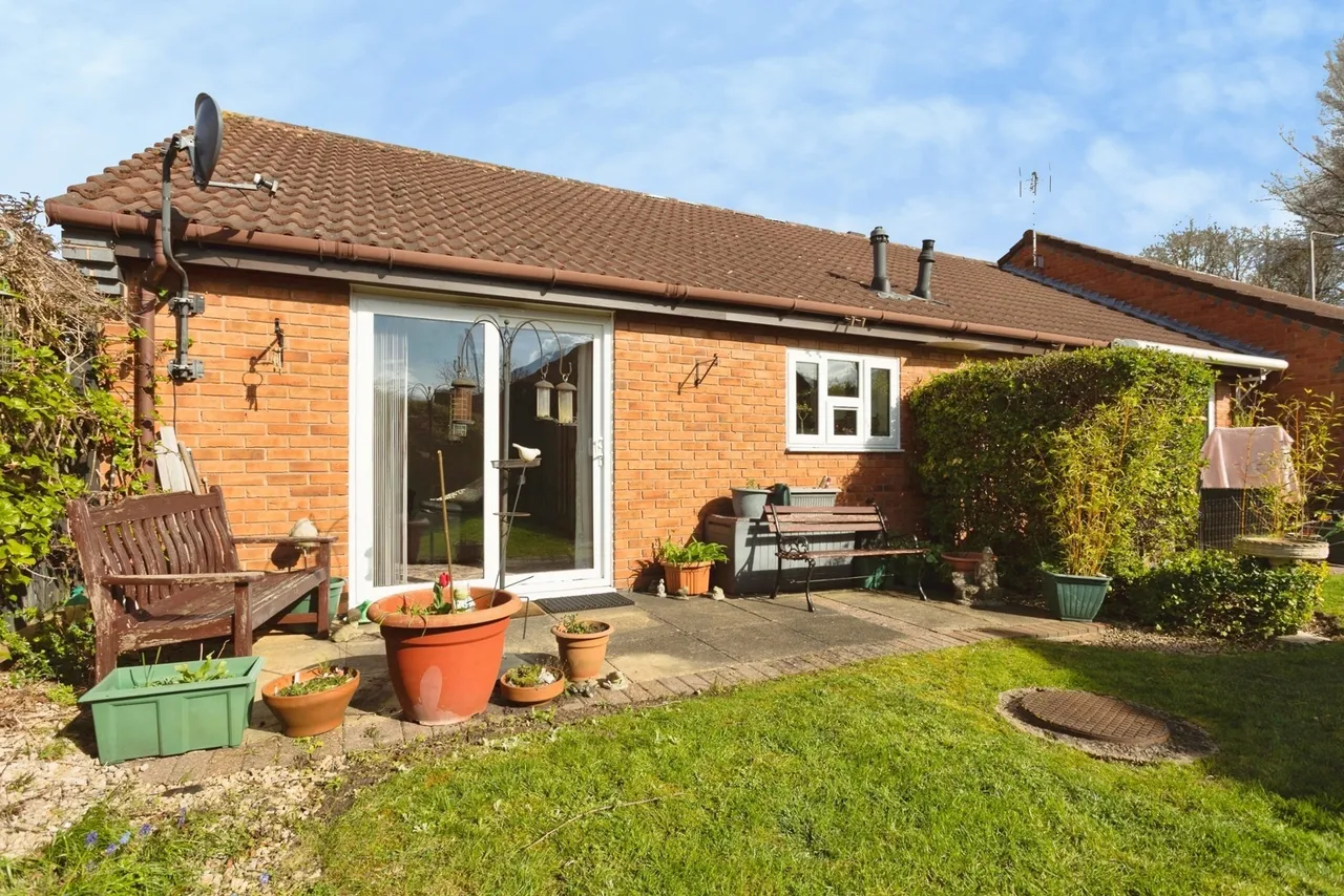 Kingfishers Court, West Bridgford, NG2, photo 11