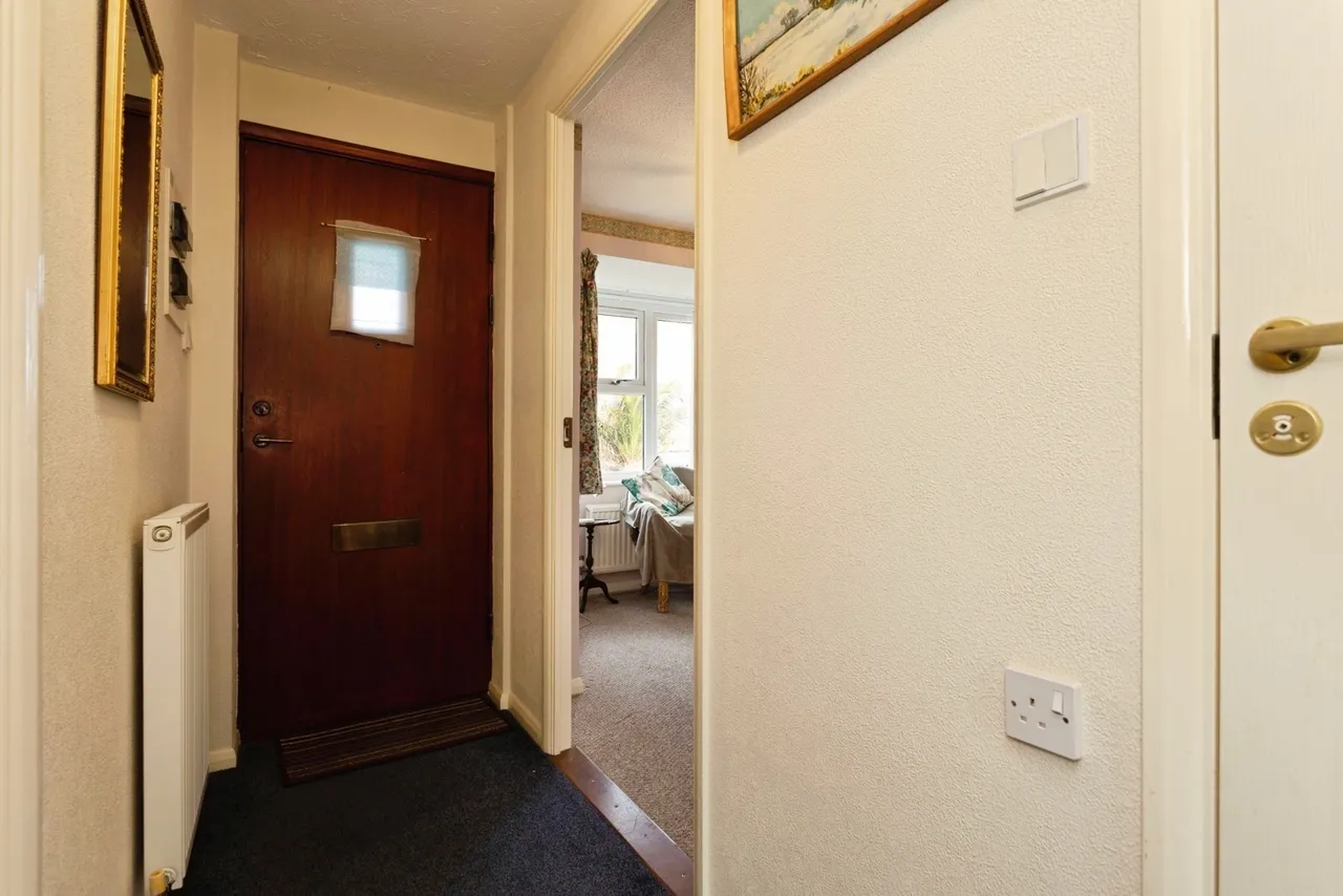 Kingfishers Court, West Bridgford, NG2, photo 13
