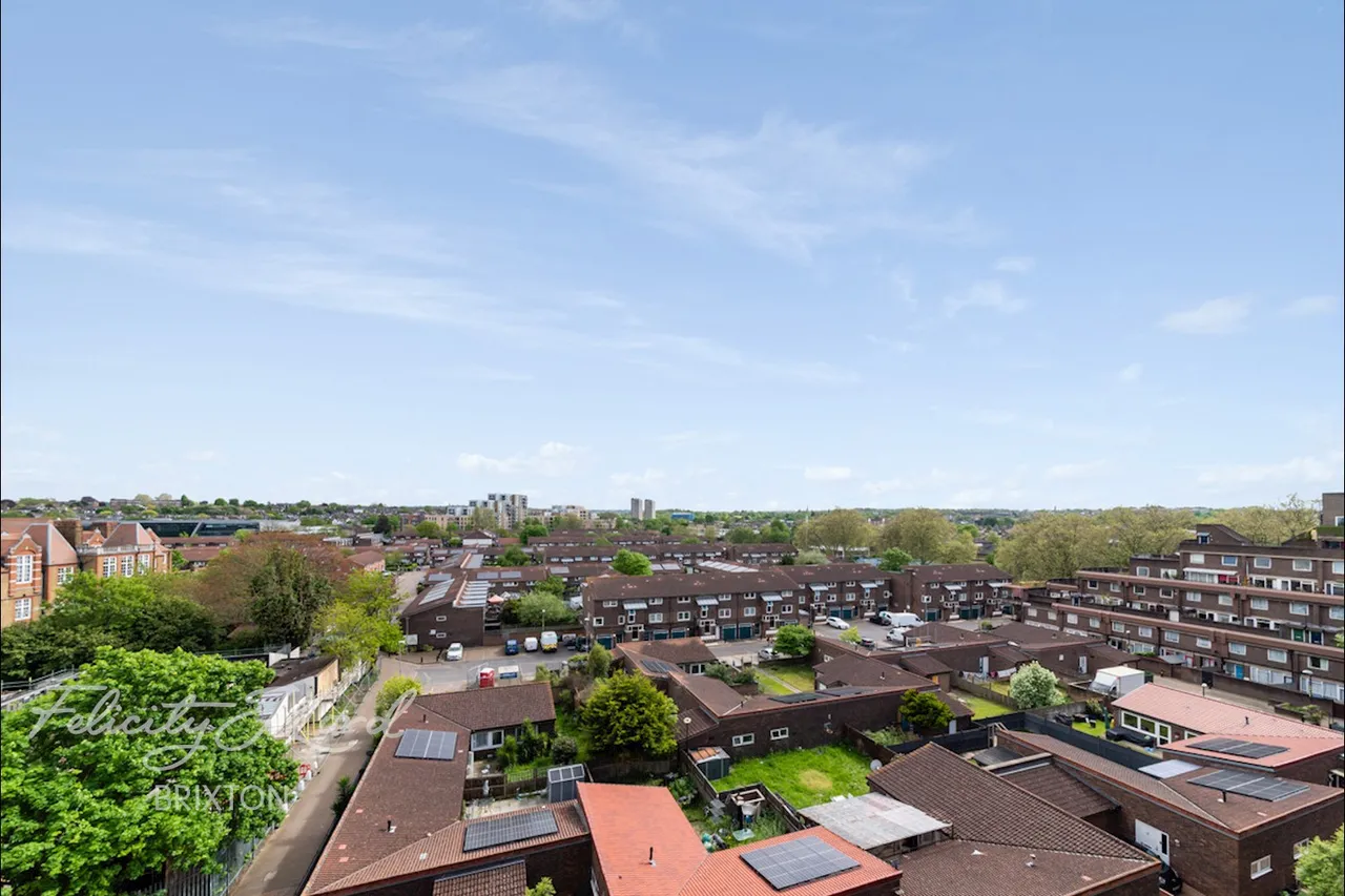 Clarewood Walk, London, photo 8