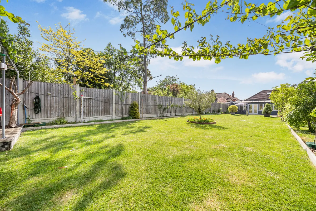 Hillfoot Road, Romford, RM5 3LL, photo 16