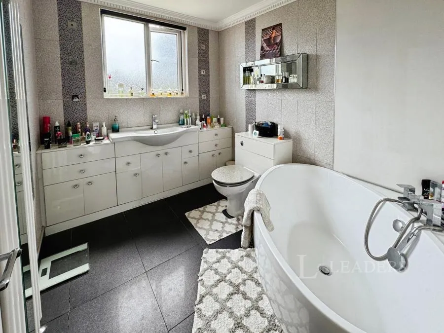 Walton Road, Clacton-on-Sea, CO15, photo 5