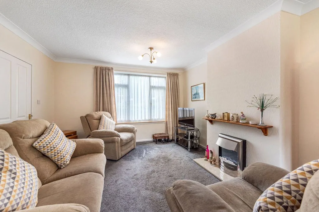 Wistaria Close, Bournville Village Trust, B31, photo 4