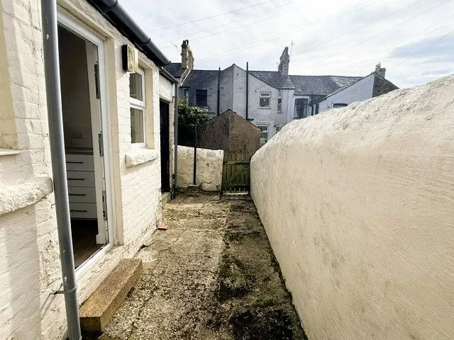 Vine Street, Greaves, LA1, photo 14