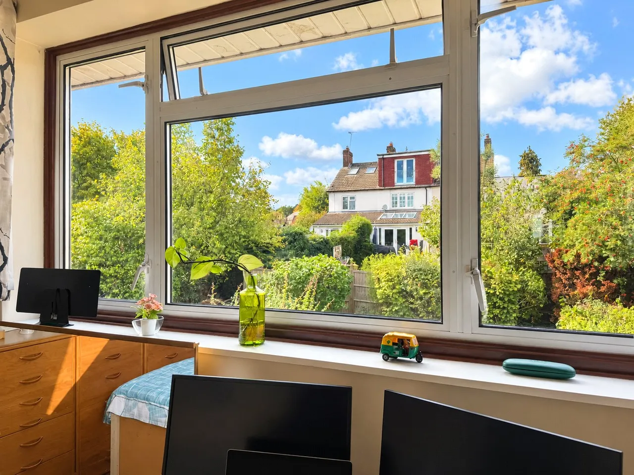 Rushden Way, Farnham, GU9, photo 10
