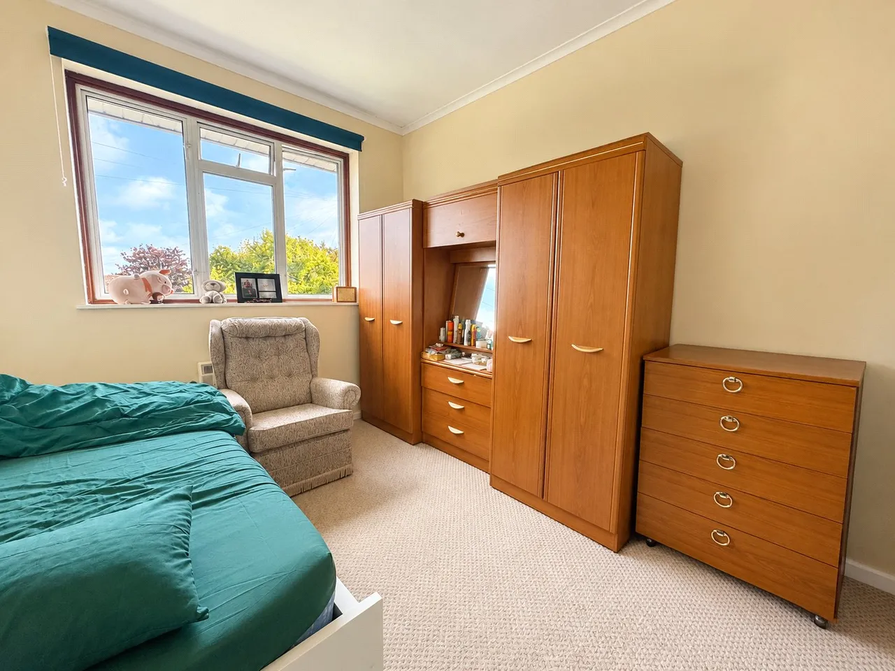 Rushden Way, Farnham, GU9, photo 12