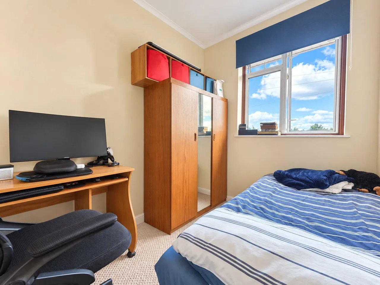 Rushden Way, Farnham, GU9, photo 11