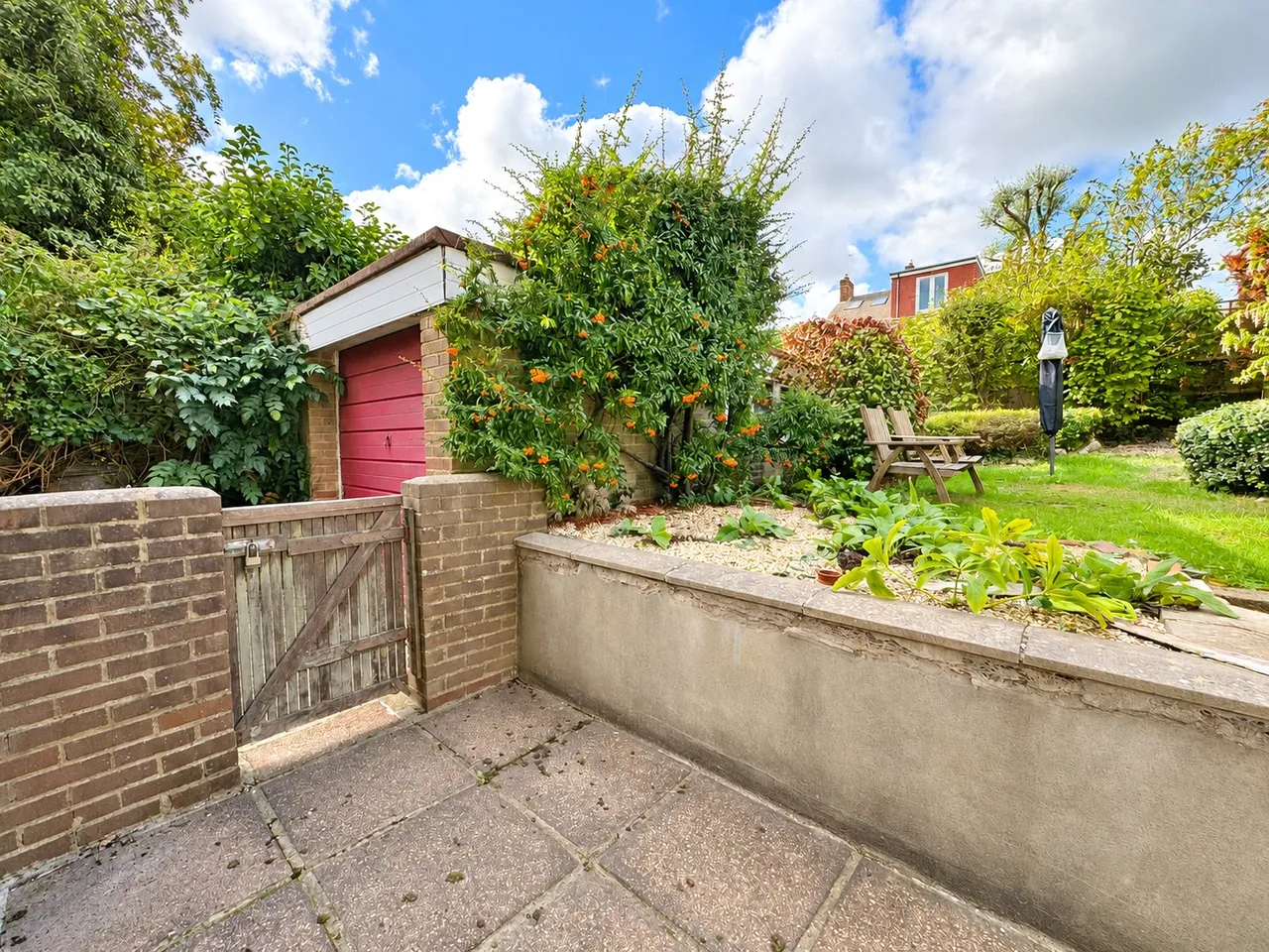 Rushden Way, Farnham, GU9, photo 13