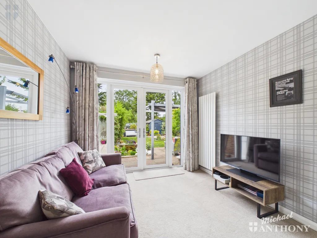 Irvine Drive, Stoke Mandeville, Aylesbury, HP22 5UN, photo 7