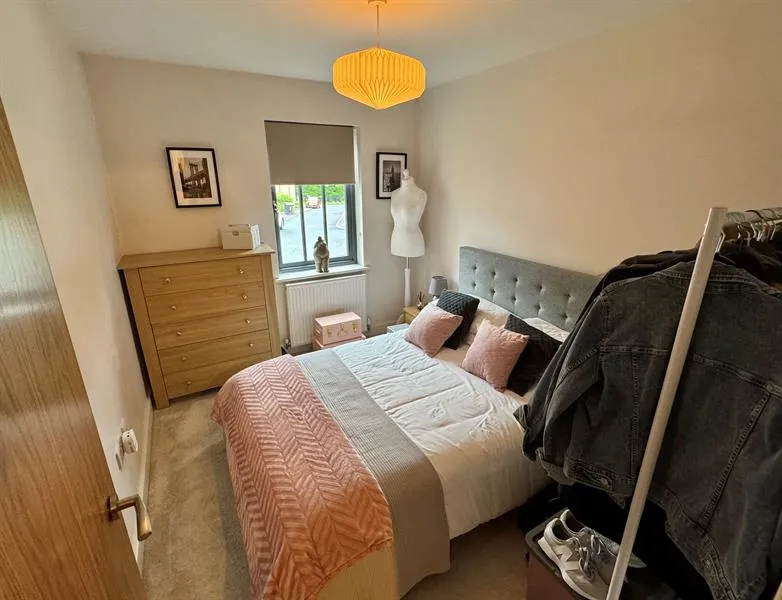 Samuel Wood Close, Glossop, photo 8