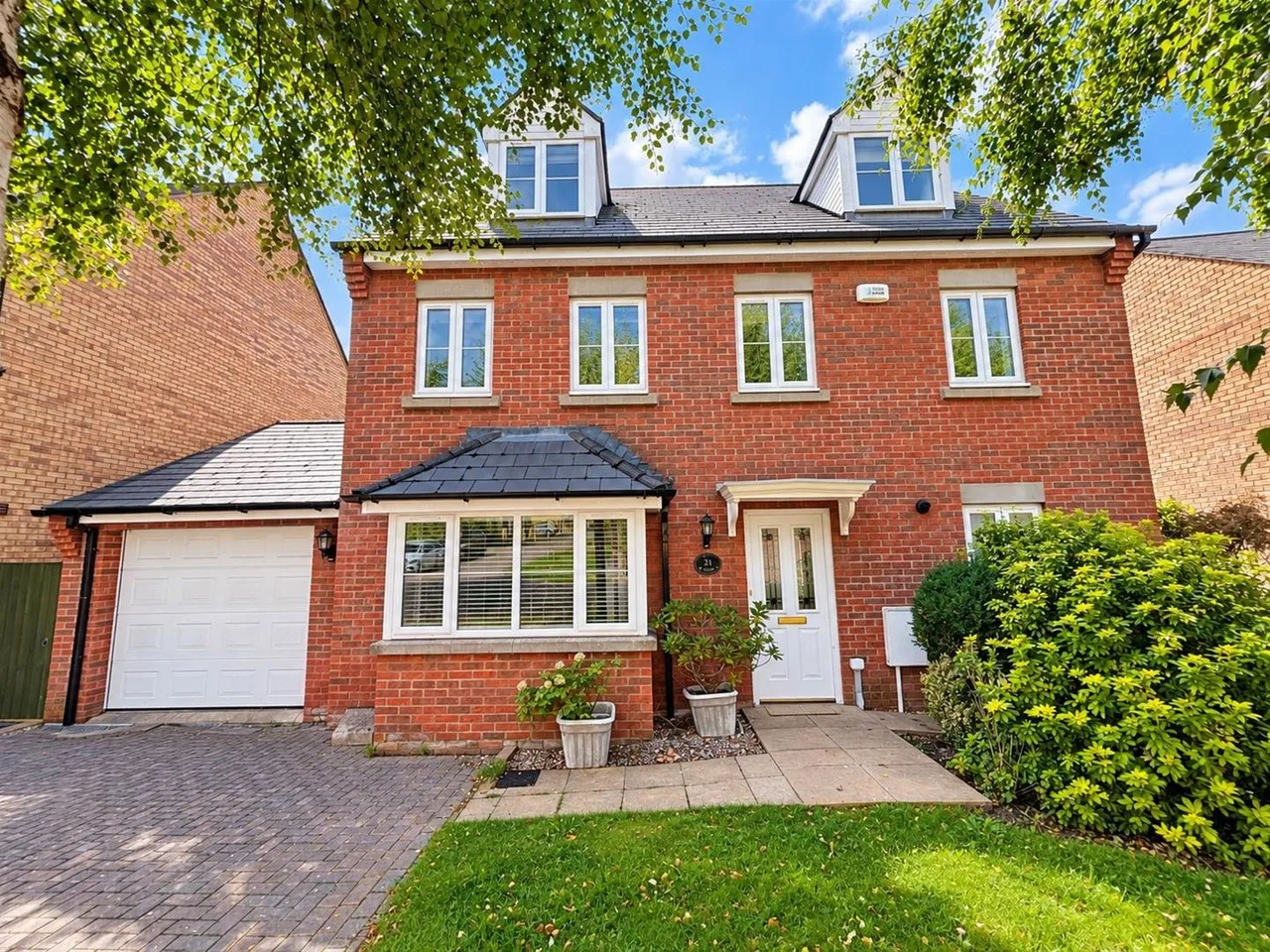 6 bed house for sale, Cyril Hart Way, Mile End, GL16