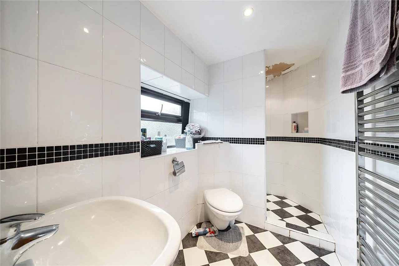 Ringlows Lane, Syke, OL12, photo 18