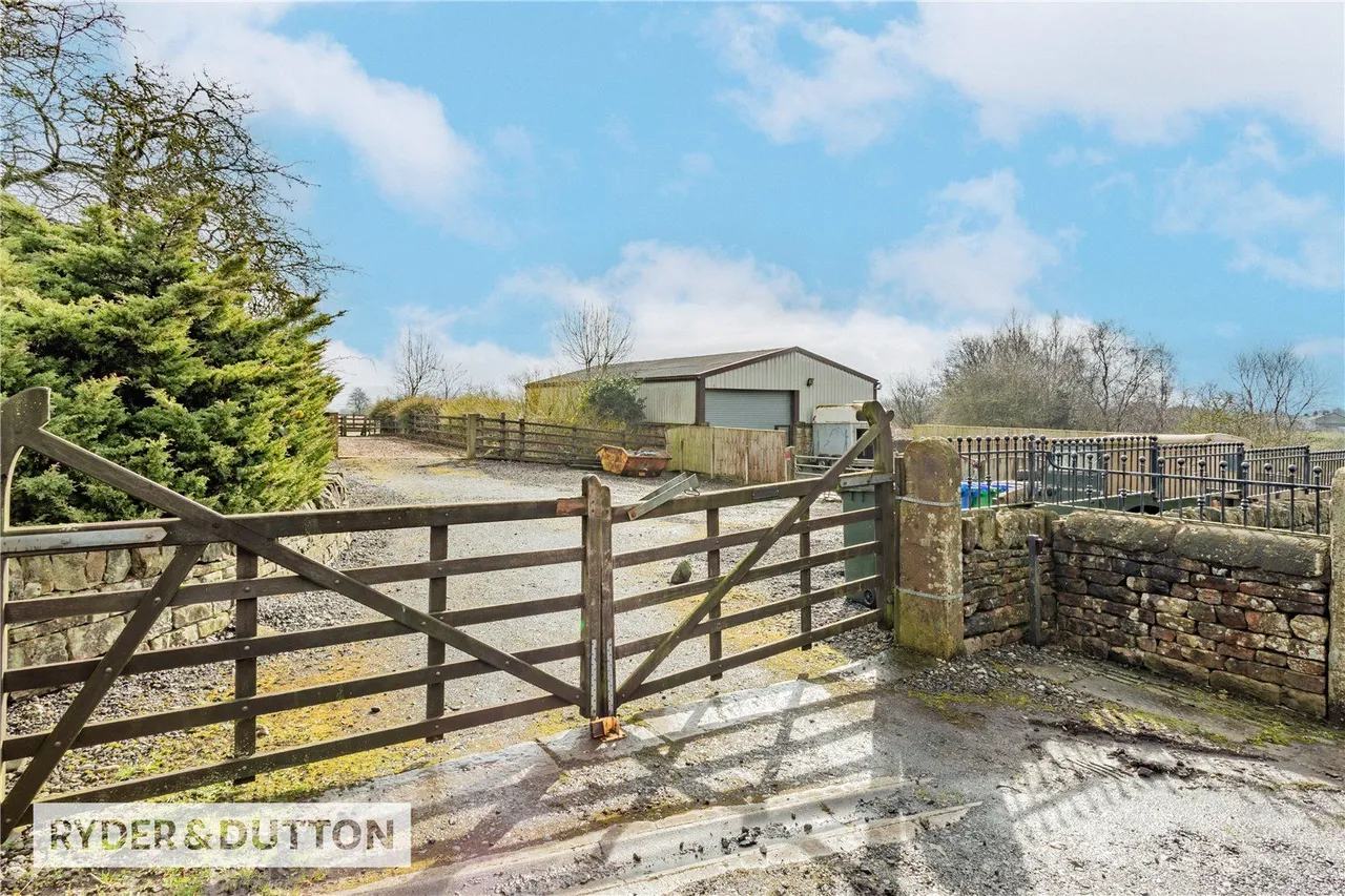 Ringlows Lane, Syke, OL12, photo 26
