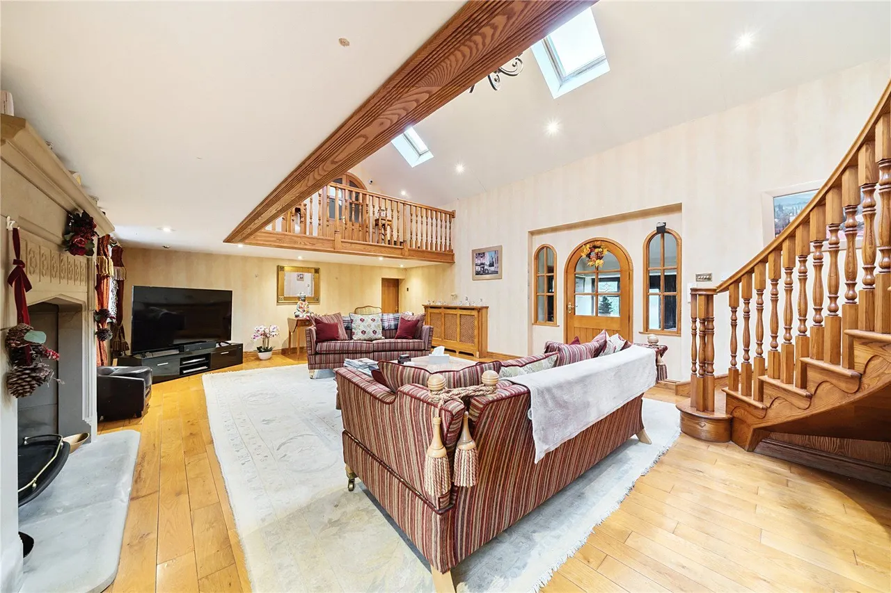 Ringlows Lane, Syke, OL12, photo 5