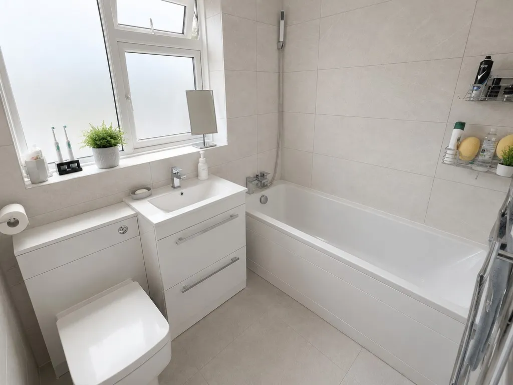 Frimley, Camberley, photo 11