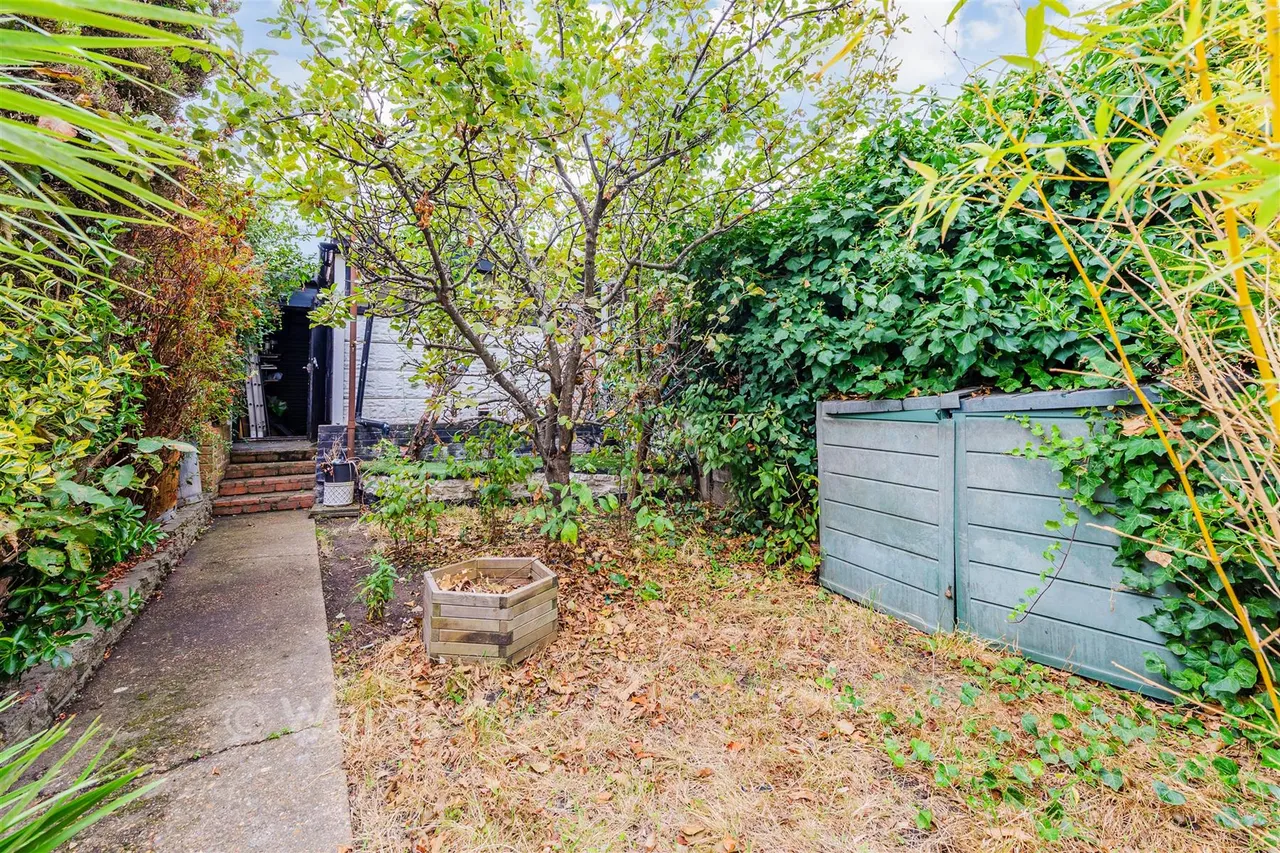 Horsa Road, Northumberland Heath, DA8, photo 8