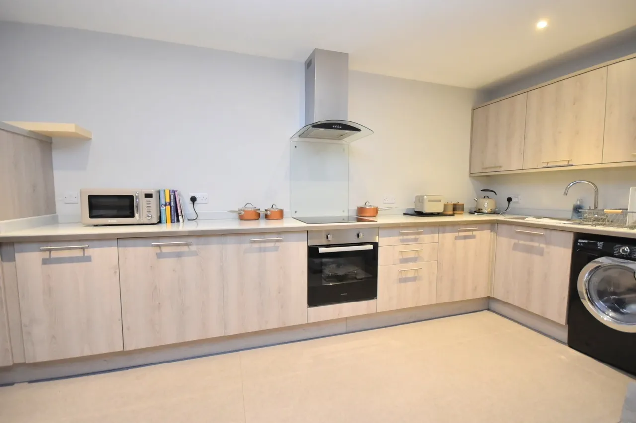 Station Road, Kettering, NN14, photo 5