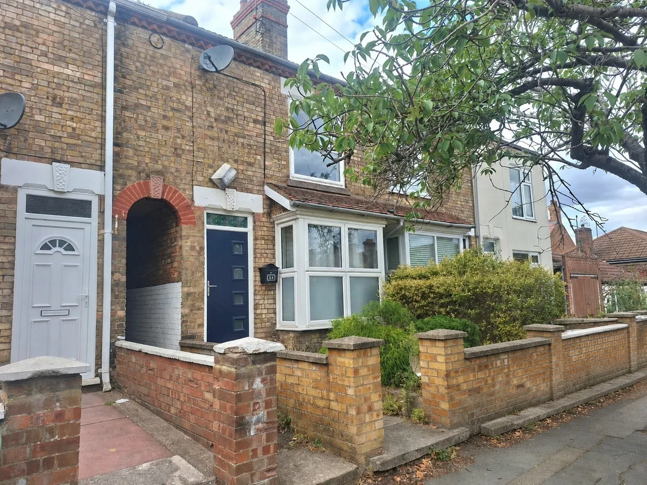 2 bed house for sale — Orchard Street, Peterborough