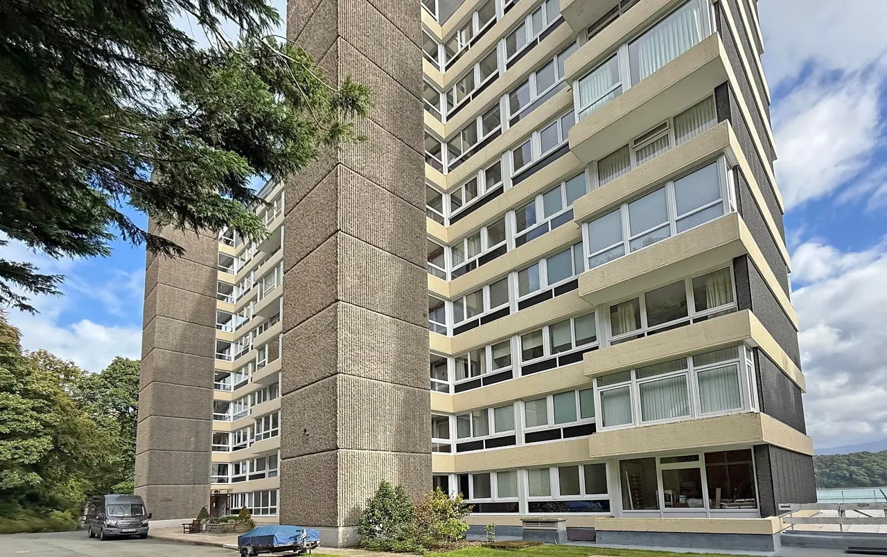 Glyn Garth Court, Menai Bridge, photo 17