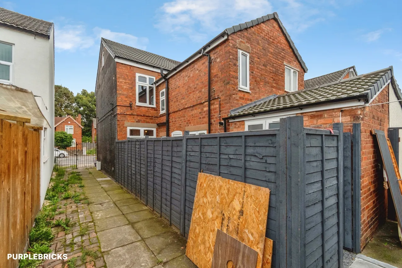 West Bromwich Road, Walsall, WS1, photo 21