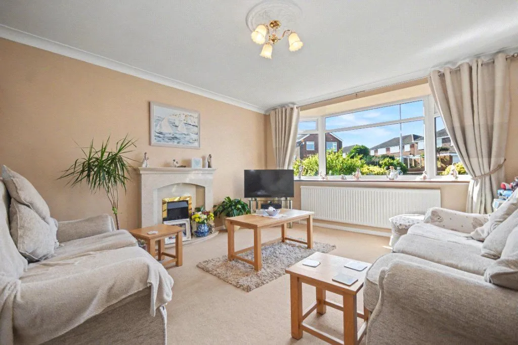 3 bed house for sale, Fairfield Road, Ossett, WF5