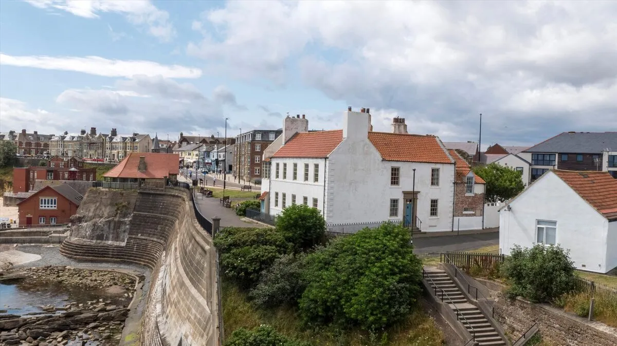 6 bed house for sale, Bank Top, Cullercoats, NE30