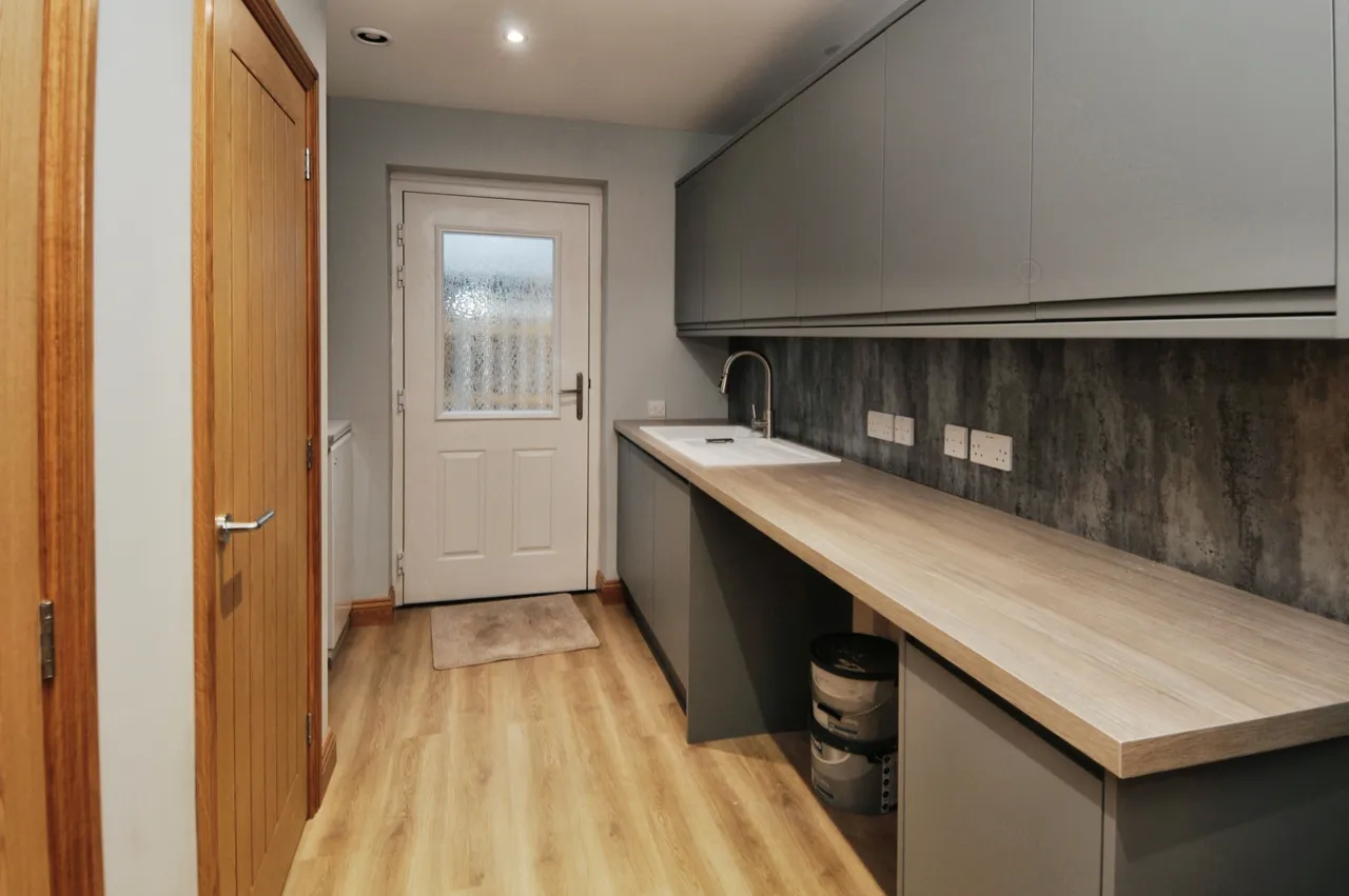 New Abbey Road, Dumfries, DG2, photo 24