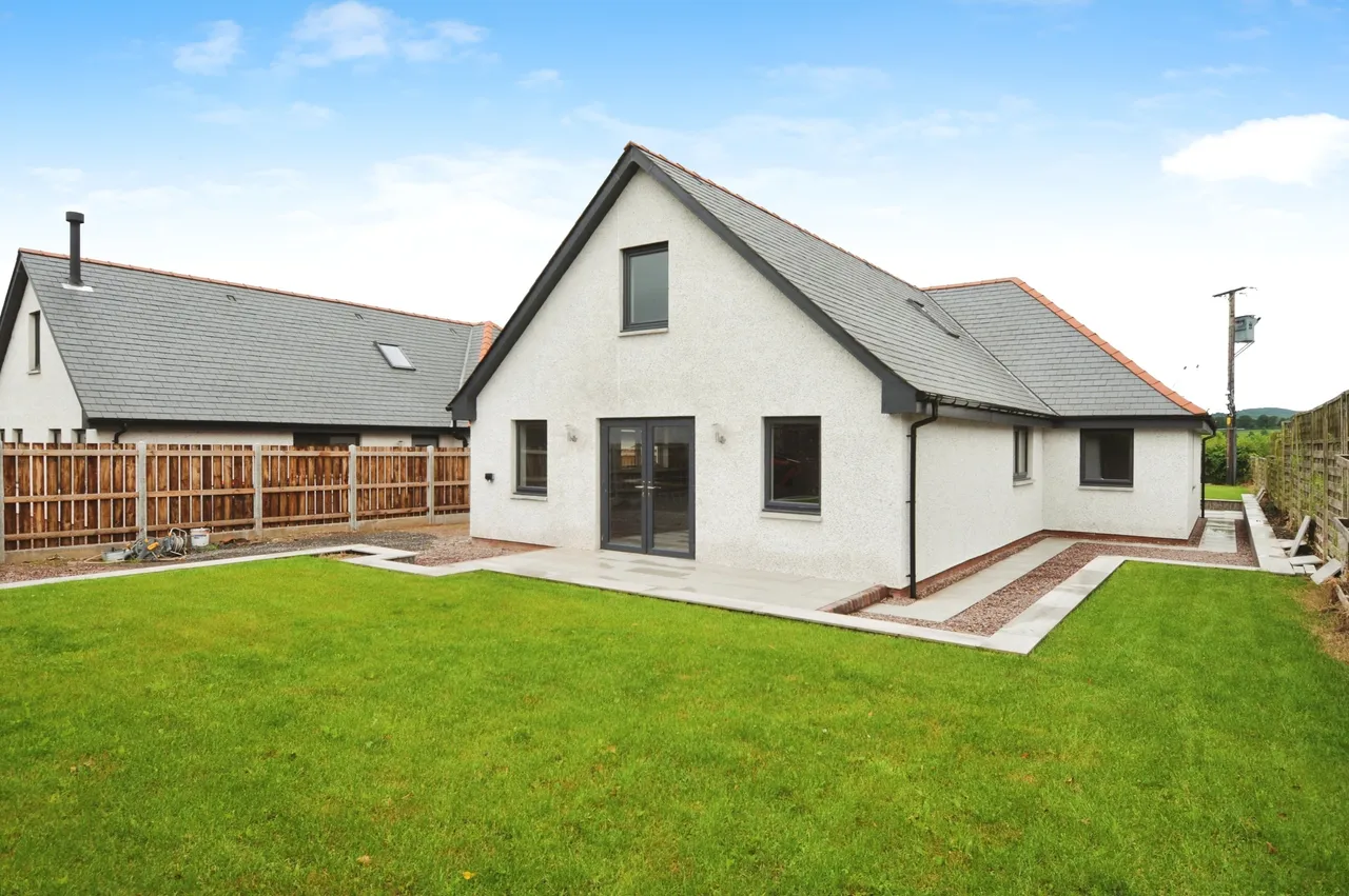 New Abbey Road, Dumfries, DG2, photo 3