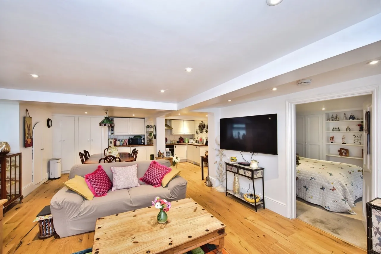 Bower Place, MAIDSTONE, Kent, ME16, photo 21