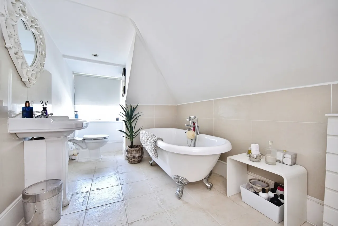 Bower Place, MAIDSTONE, Kent, ME16, photo 15
