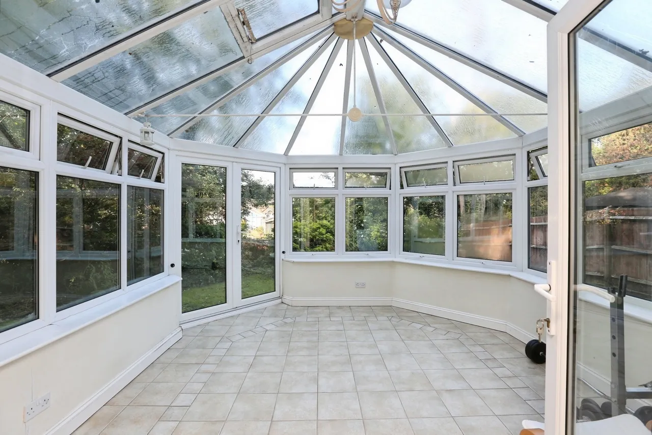 Howard Close, Chandlers Ford, SO53, photo 4