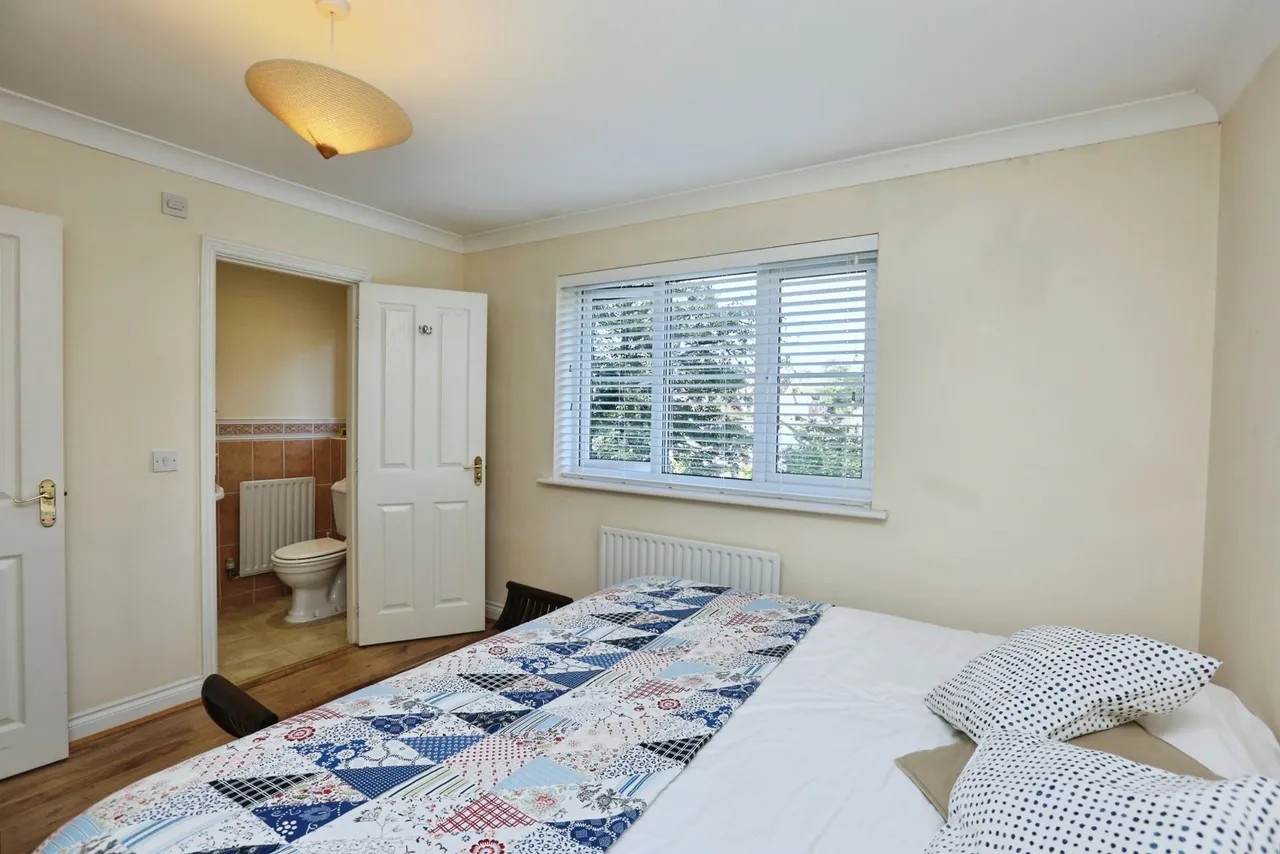Howard Close, Chandlers Ford, SO53, photo 14