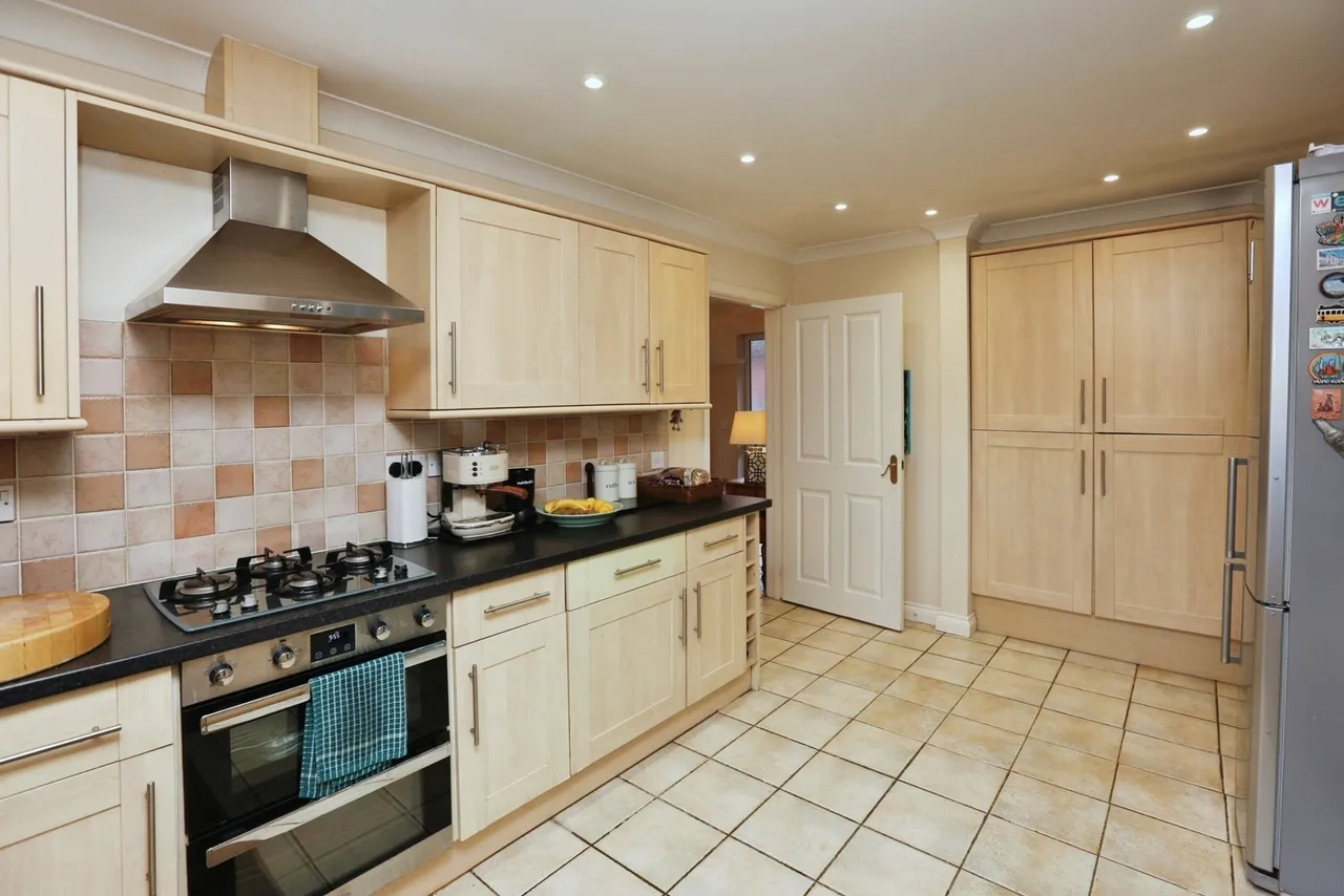 Howard Close, Chandlers Ford, SO53, photo 8