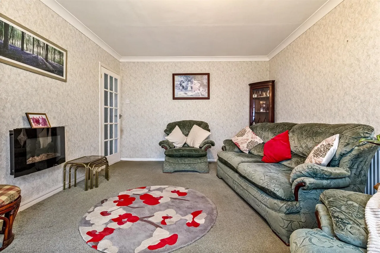 Twyford Close, Worthing, photo 4