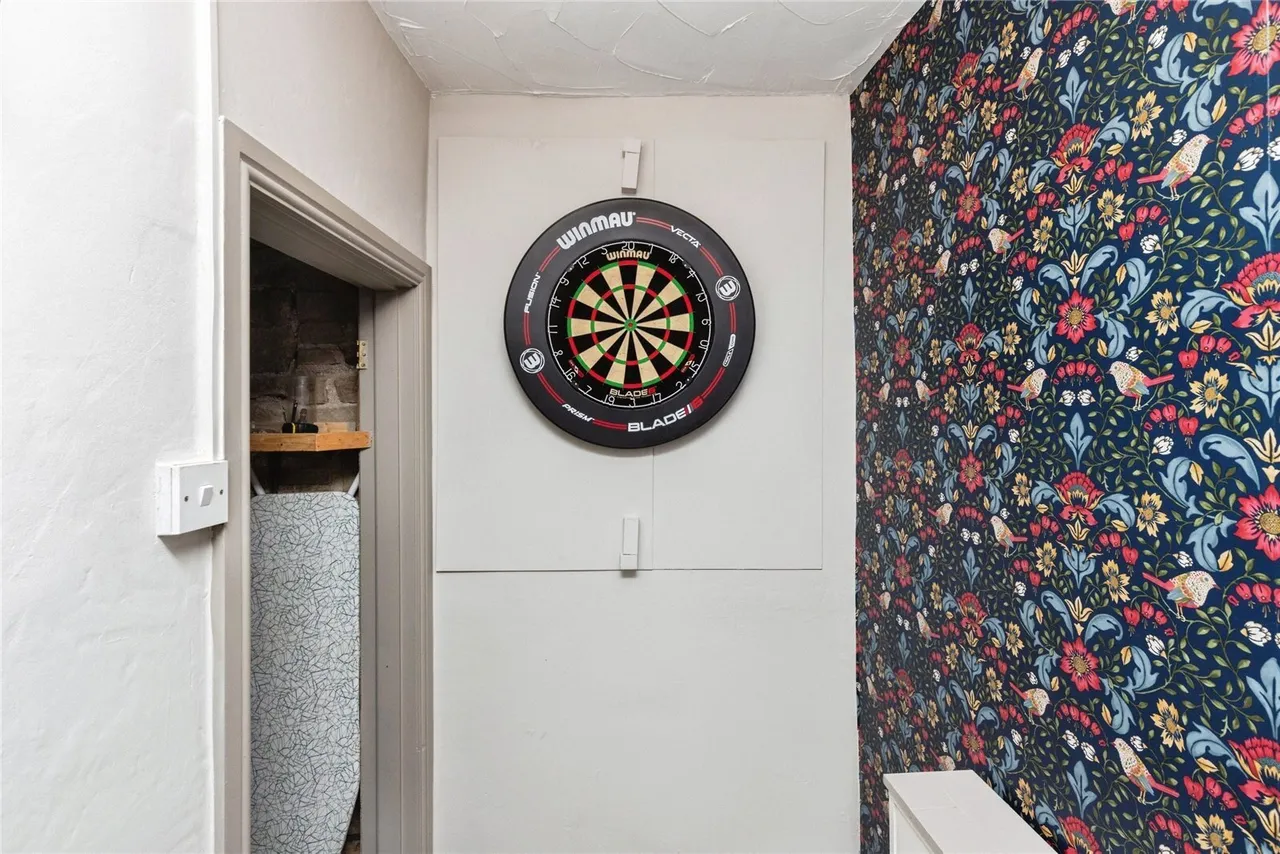 Carr Road, Calverley, Pudsey, West Yorkshire, LS28, photo 23