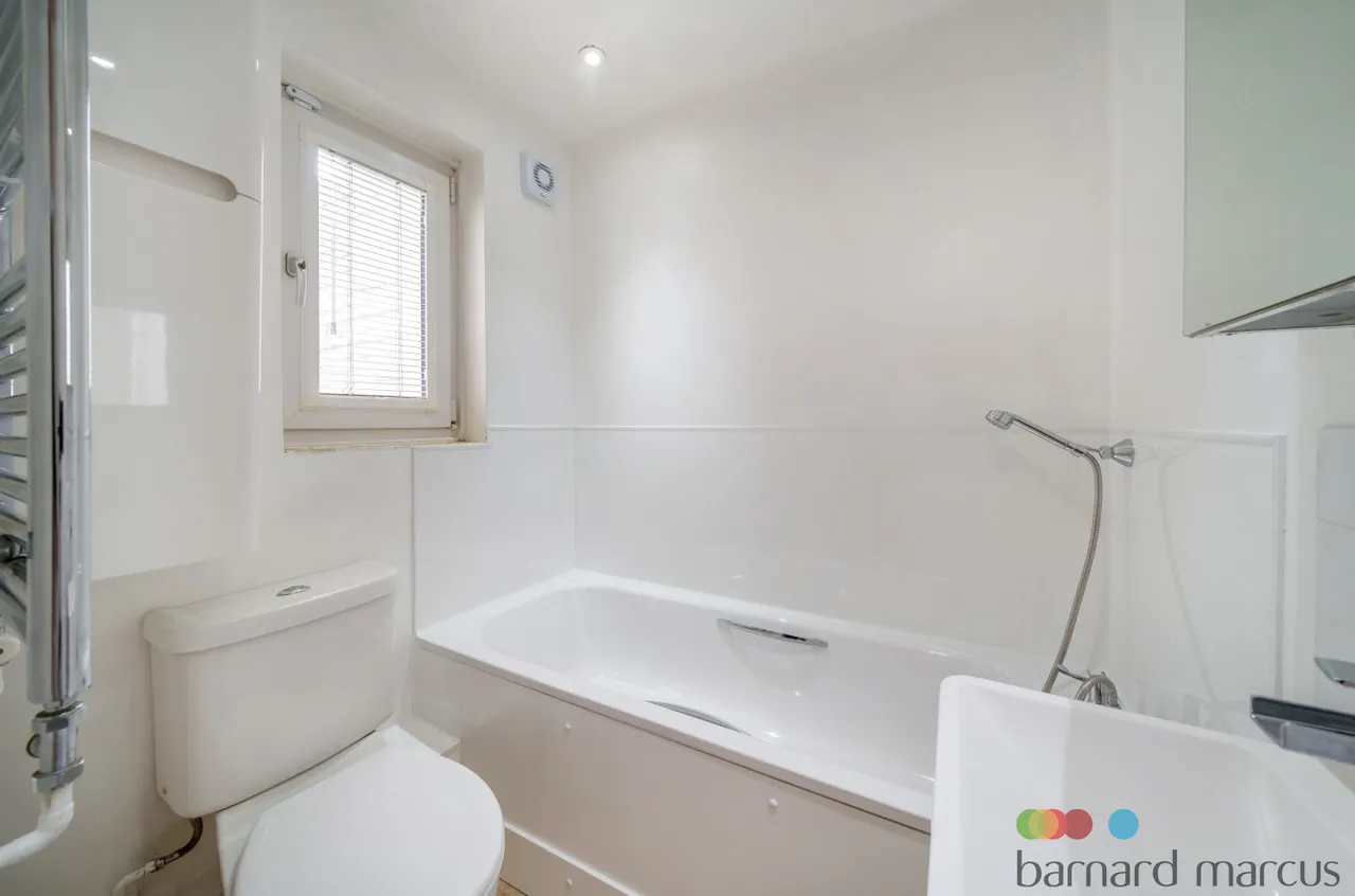 Falcon Grove, London, SW11, photo 9