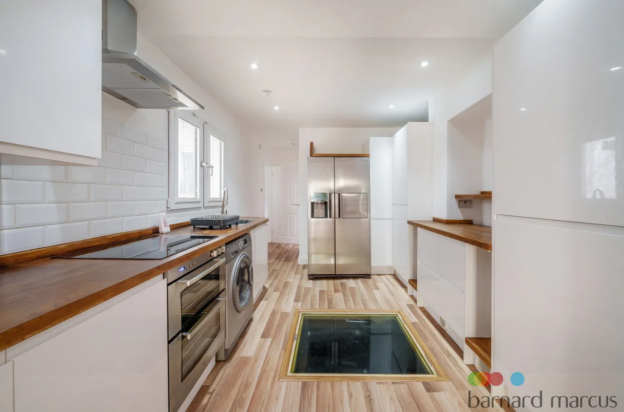 Falcon Grove, London, SW11, photo 5