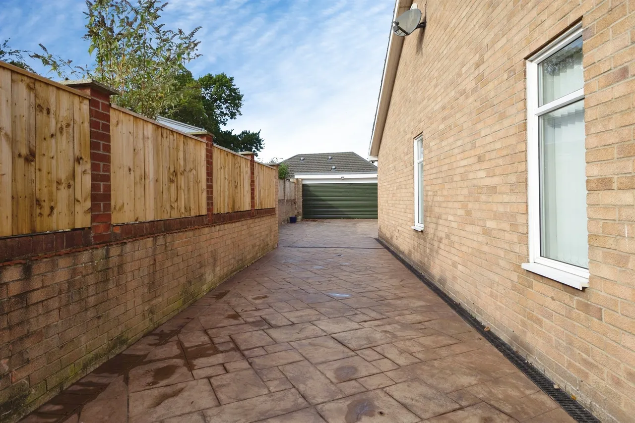 Gwynn Close, Stockton-On-Tees, TS19, photo 18