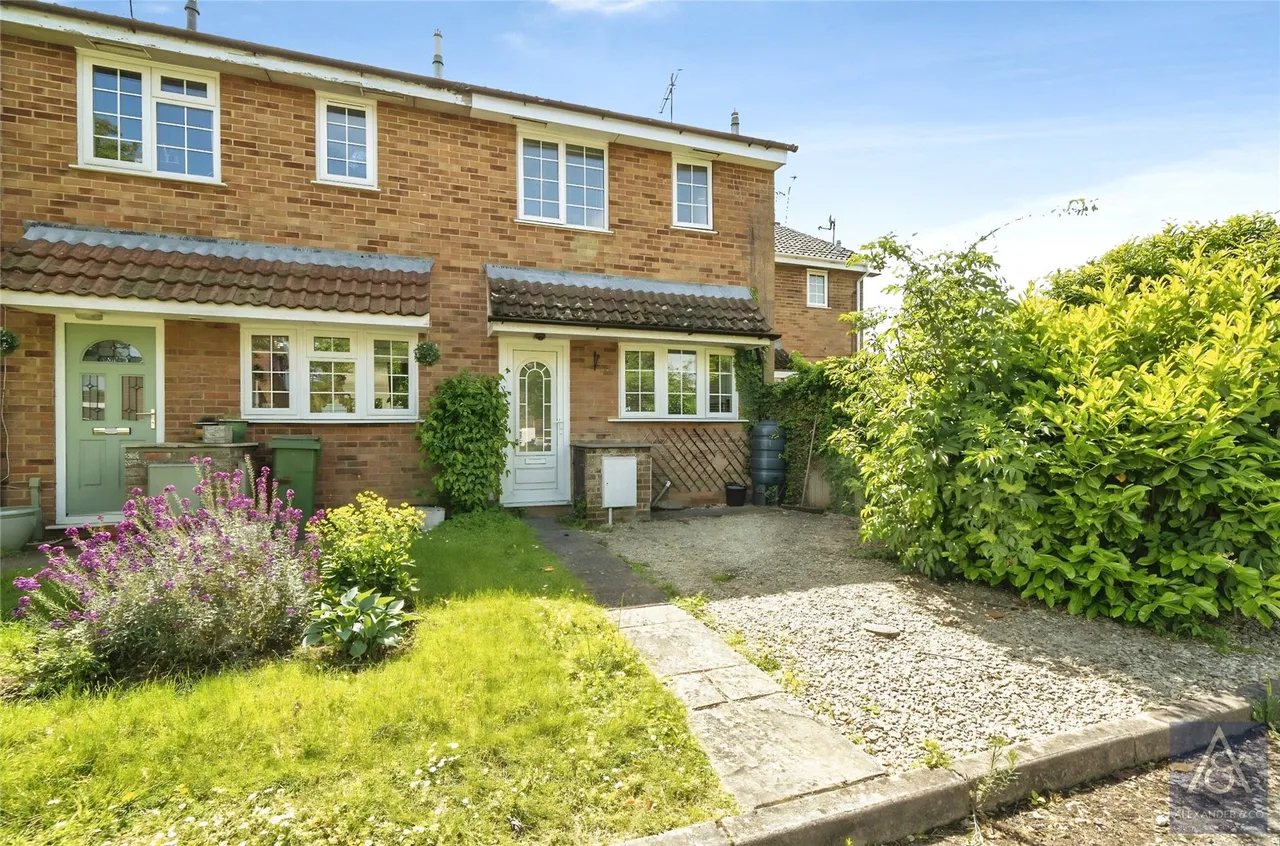 Gardner Rise, Brackley, Northamptonshire, NN13, photo 5