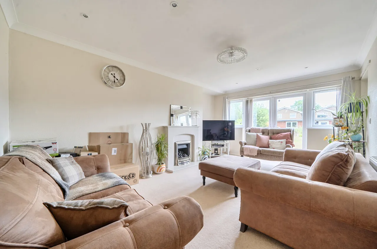 Gardner Rise, Brackley, Northamptonshire, NN13, photo 6