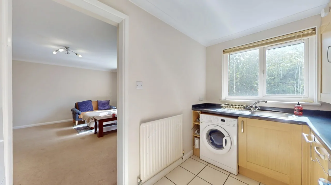 Buckingham Avenue, Perivale, UB6, photo 8