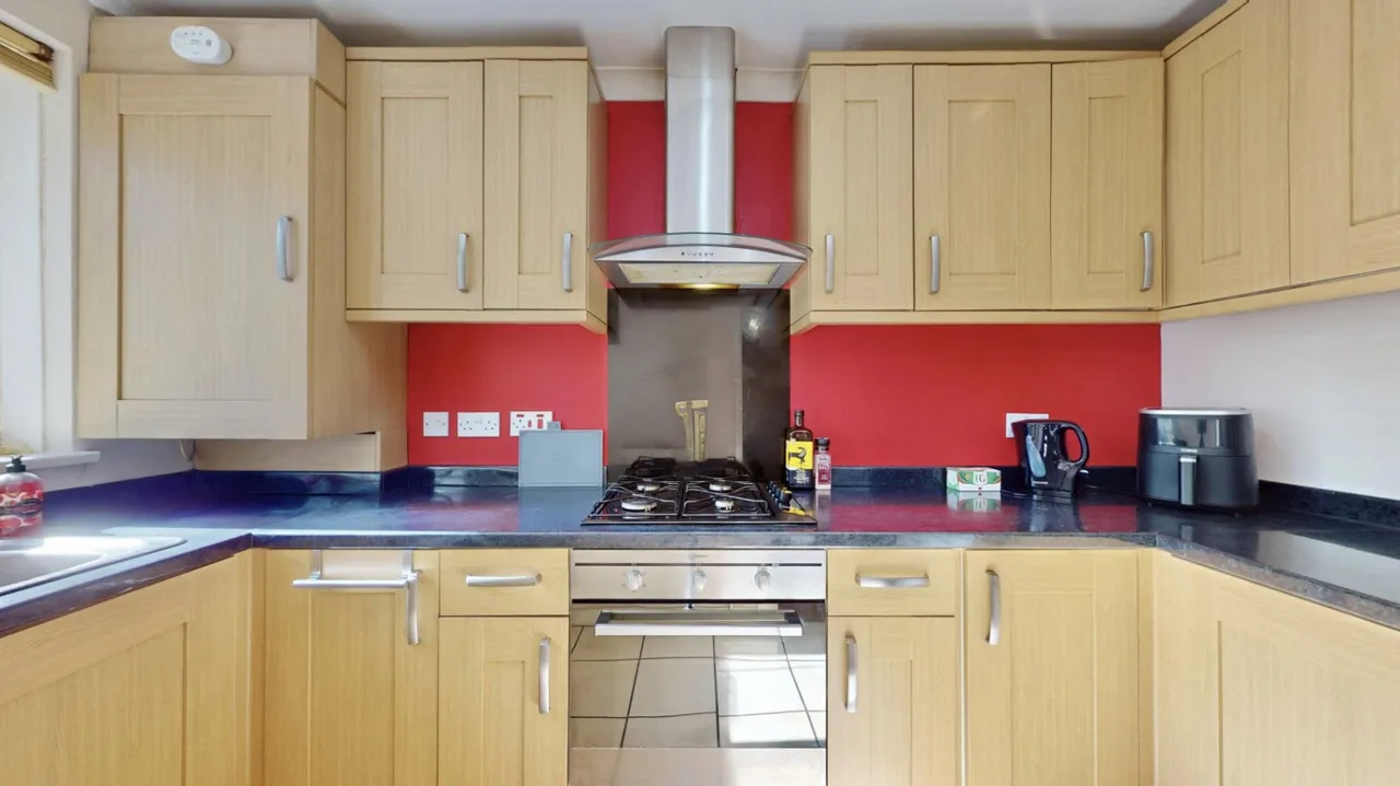 Buckingham Avenue, Perivale, UB6, photo 7