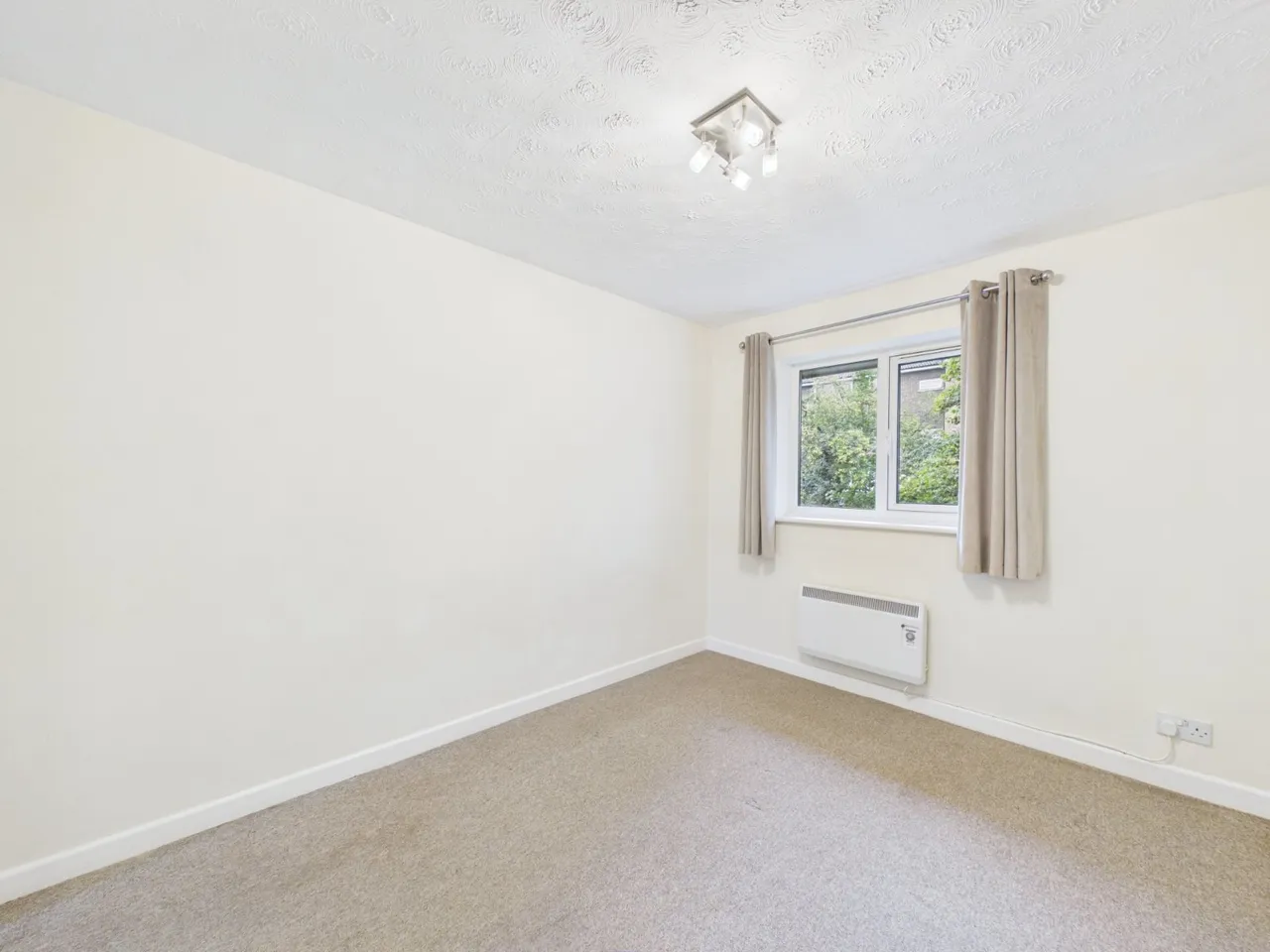 London Road, High Wycombe, HP11, photo 5
