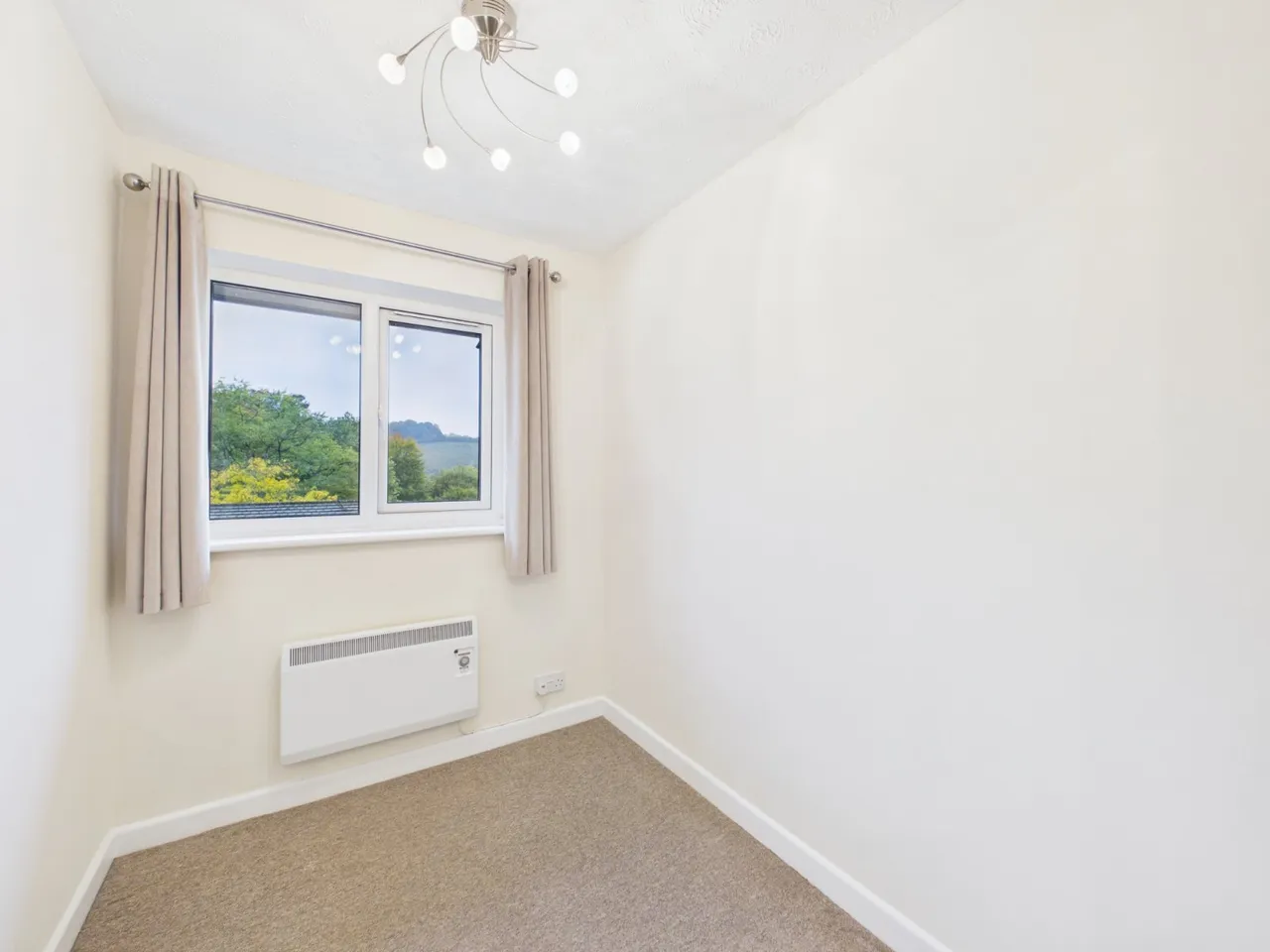 London Road, High Wycombe, HP11, photo 7