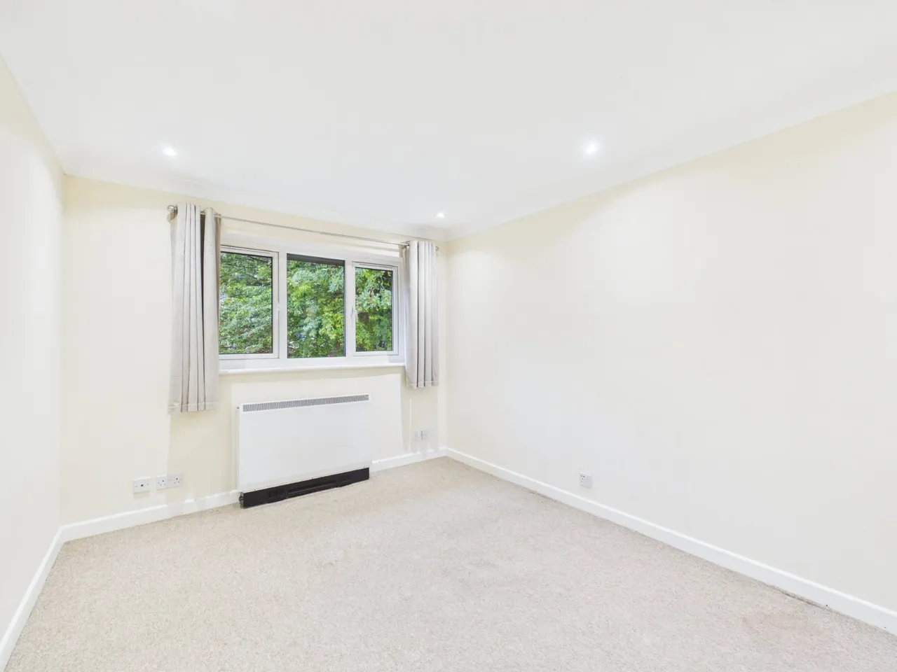 London Road, High Wycombe, HP11, photo 8