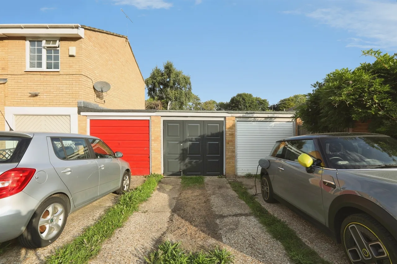 Hazel Way, Crawley Down, RH10, photo 15