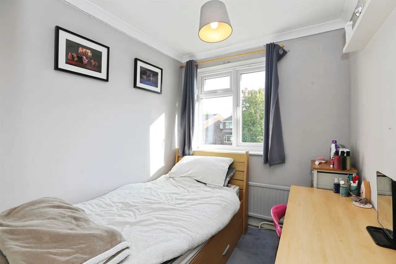 Hazel Way, Crawley Down, RH10, photo 9