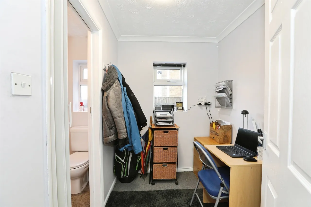 Hazel Way, Crawley Down, RH10, photo 10
